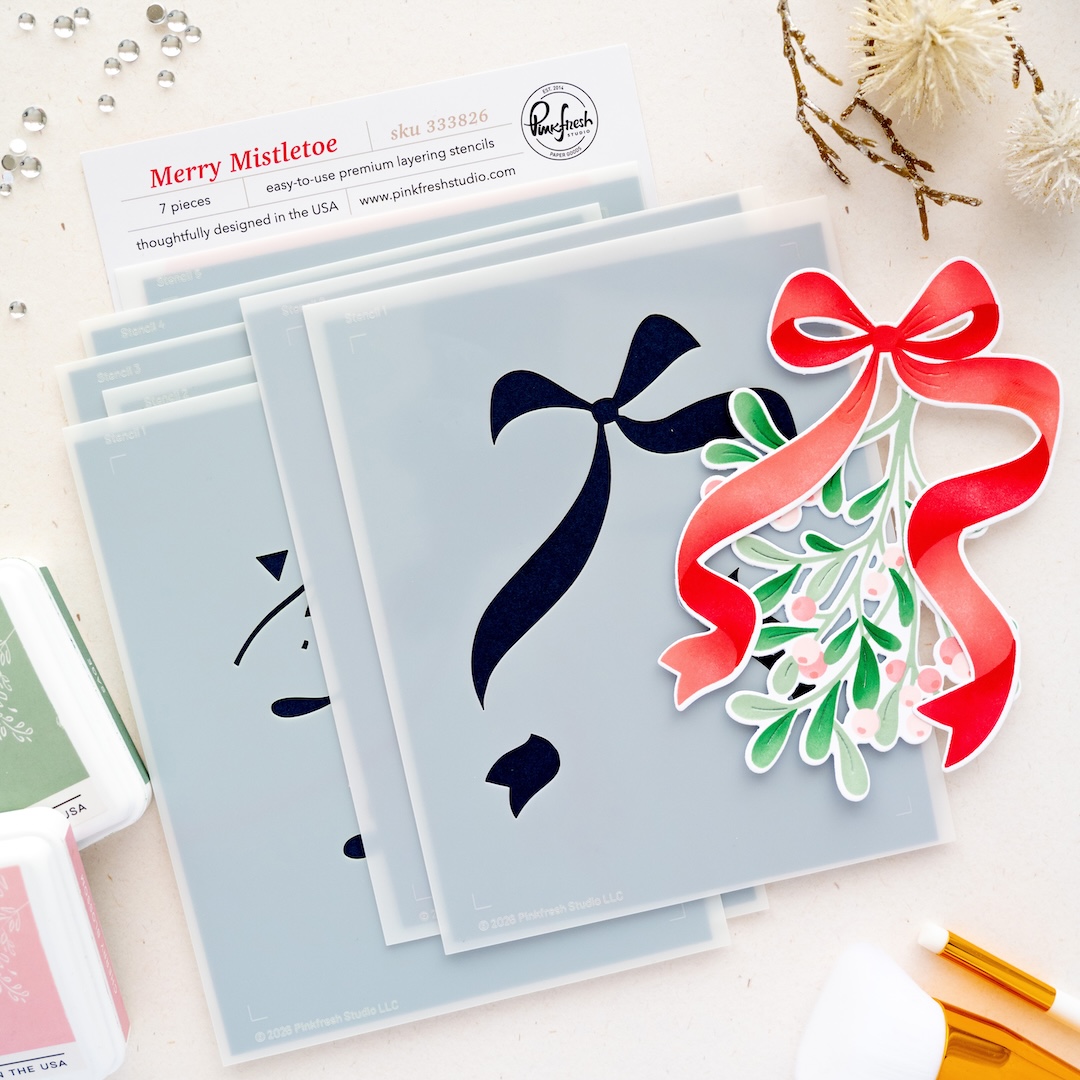 *NEW* - Pinkfresh Studio - Merry Mistletoe stencil