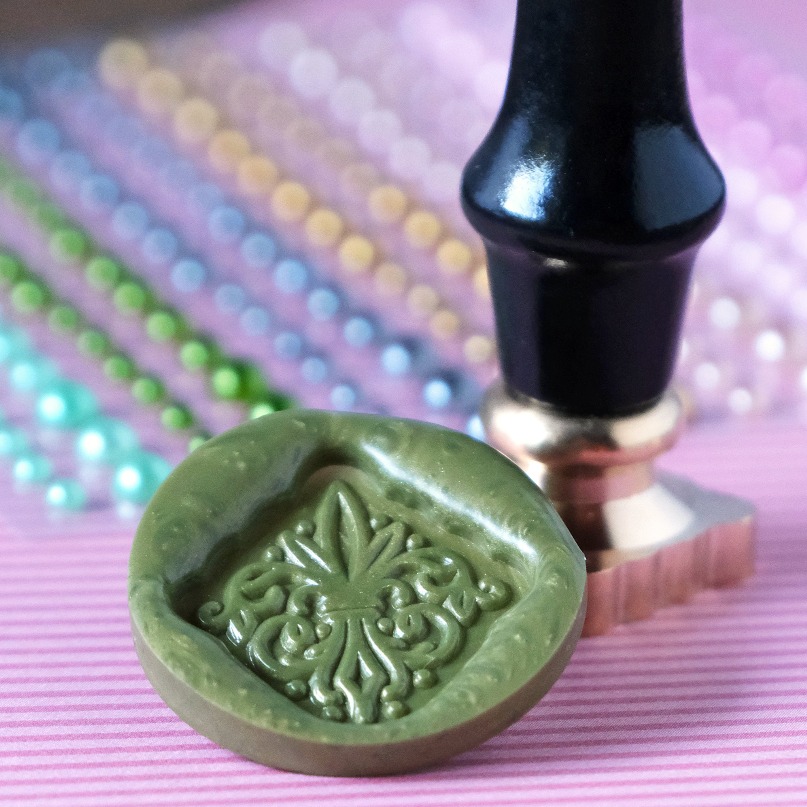 Honey Bee - Fleur-de-Lis - Wax Stamper